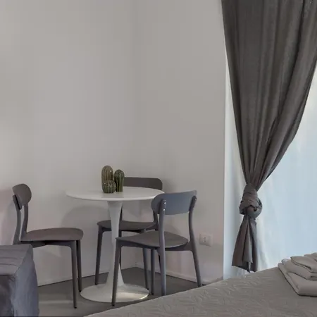 Domus In Area